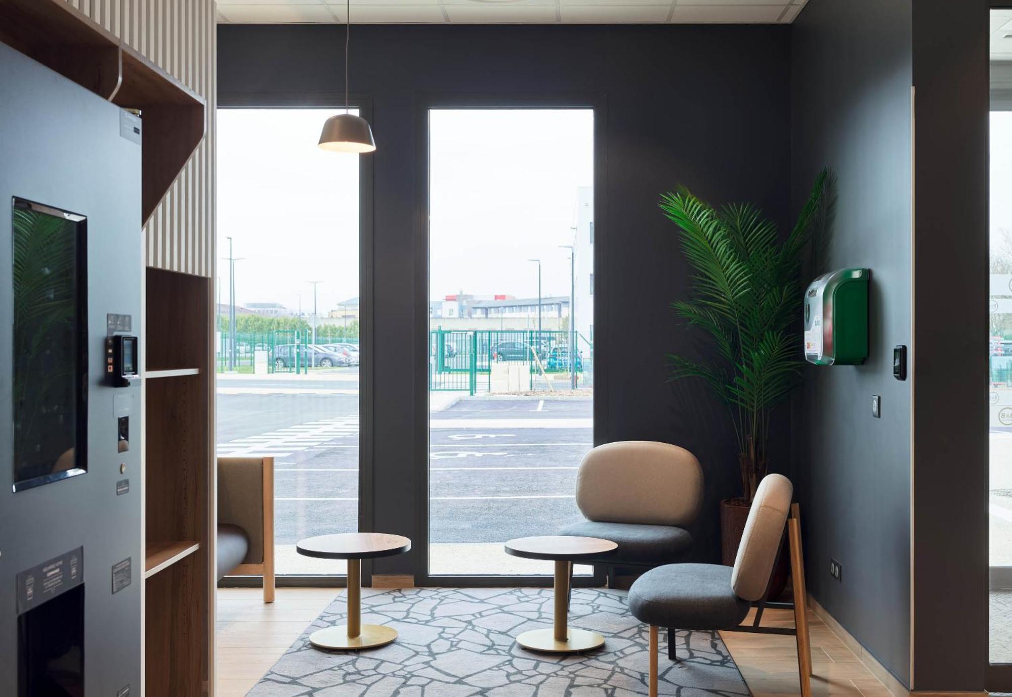 B&B Hotel Cergy Saint-Christophe Gare 外观 照片